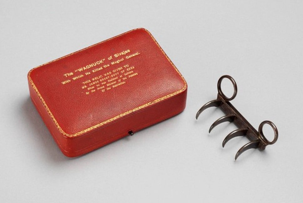 The tiger claw reputed to have been used by Chhatrapati Shivaji Maharaj to kill Afzal Khan. (Photo: Victoria and Albert Museum)