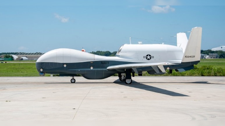 MQ-4C Triton, अमेरिकी नौसेना को सबसे महंगा ड्रोन जो स्ट्रेट ऑफ होर्मुज के ऊपर से एकाएक हुआ लापता