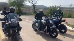 बमबारी के बाद लौटी शांति... इजरायल-लेबनान बॉर्डर पर बाइक से सैर पर निकले 3 दोस्तों ने क्या बताया?