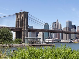 कंगाल होते न्यूयॉर्क का नया जुगाड़: अब ब्रुकलिन ब्रिज के नीचे की जगह भी किराए पर चढ़ेगी! बजट घाटा भरने की अनोखी जुगत