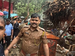Pune Rain: पुण्यात सोसाट्याच्या वाऱ्यासह मुसळधार पाऊस, झाड कोसळल्यानं एका कुटुंबावर कोसळला दुःखाचा डोंगर
