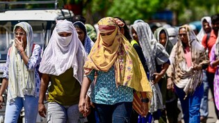 Weather Today: तपिश के साथ हीटवेव लेगी इम्तिहान, एक हफ्ते खूब सताएगी गर्मी, दिल्ली-UP और इन राज्यों का मौसम अपडेट