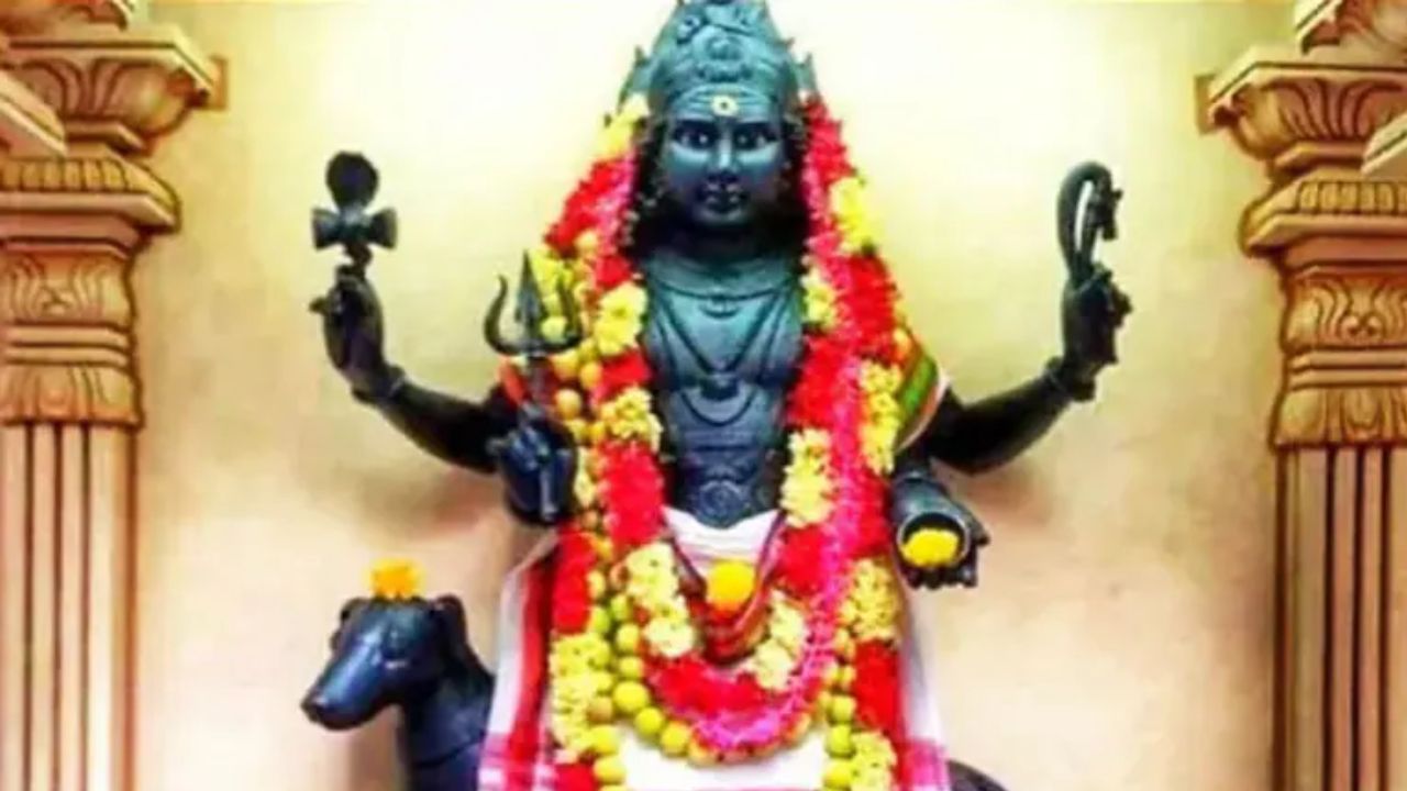 अधिकमास कालाष्टमी आज, इस शुभ मुहूर्त में करें भगवान काल भैरव की पूजा, जानें विधि