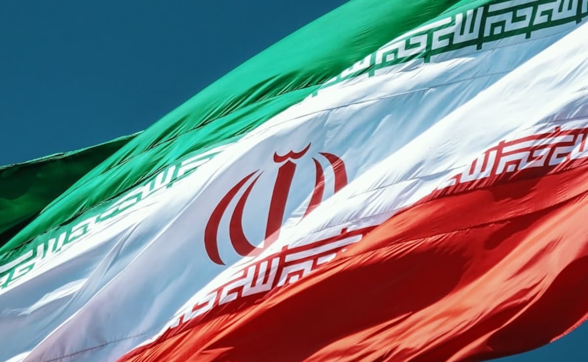 Iran Says No Nuclear Talks, Reviewing US Response To End War