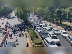 Noida Protest Traffic Alert: मजदूरों के प्रदर्शन से शहर जाम, इन रास्तों पर जाने से बचें वरना फंस सकते हैं घंटों