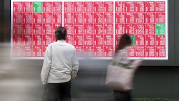 Stocks Decline As Iran Jitters Spur Rally in Oil: Markets Wrap