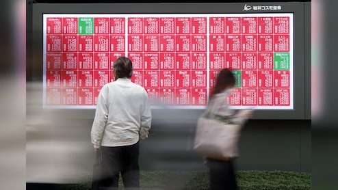 Stocks Decline As Iran Jitters Spur Rally in Oil: Markets Wrap