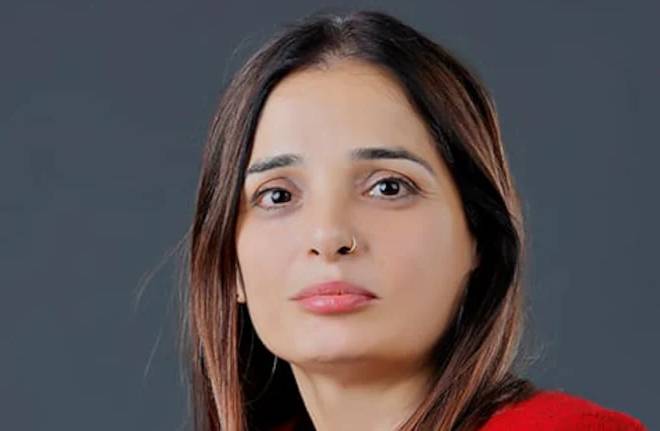 कौन हैं नीतू समरा, जो अब संभालेंगी नोएडा इंटरनेशनल एयरपोर्ट की कमान