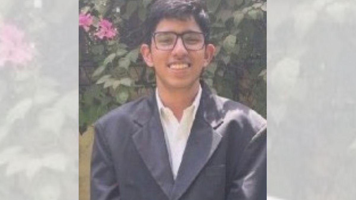 ISC Class 12 Results: Kanpur Student Ojasvit Pasricha Scores Perfect 100, Claims School