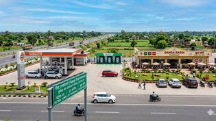 गंगा एक्&zwj;सप्रेसवे का 594 KM का सफर करेंगे तय तो पेट्रोल पंप, EV चार्जिंग स्&zwj;टेशन और फूड कोर्ट म&zwj;िलेंगे इतनी दूरी पर, कर लें अभी नोट