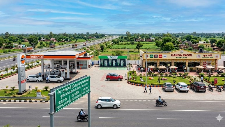 गंगा एक्&zwj;सप्रेसवे का 594 KM का सफर करेंगे तय तो पेट्रोल पंप, EV चार्जिंग स्&zwj;टेशन और फूड कोर्ट म&zwj;िलेंगे इतनी दूरी पर, कर लें अभी नोट