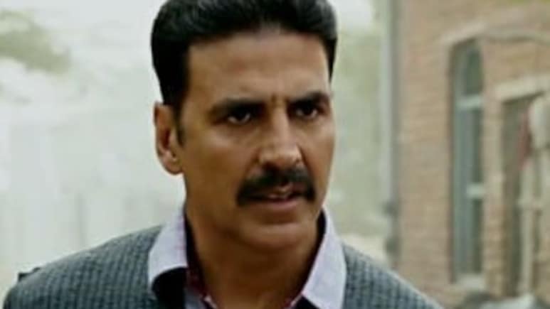 अक्षय कुमार के ऑनस्क्रीन पापा के साथ बॉलीवुड सितारों का सलूक तोड़ देगा दिल, तवज्जो ना मिलने पर स्टेज से चुपचाप चले गए