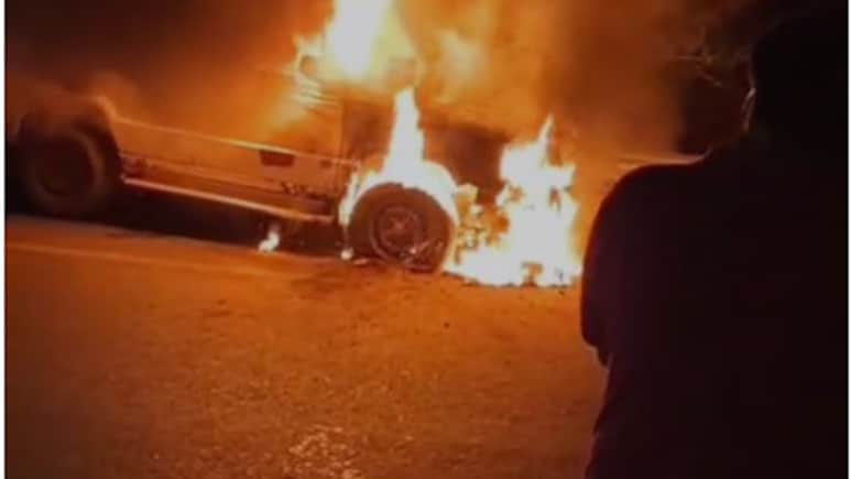 बिहार: जहानाबाद में धू-धू कर जली बारातियों से भरी गाड़ी, जान बचाने के लिए लोगों ने लगाई छलांग