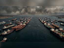 जिंदगी से बड़ी मजबूरी, युद्ध की आग के बीच होर्मुज में फंसे नाविकों को जान से ज्यादा अपनी सैलरी की फिक्र