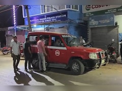 बंगाल में टीएमसी नेता को भीड़ ने पीटा, इलाके में पुलिस फोर्स तैनात