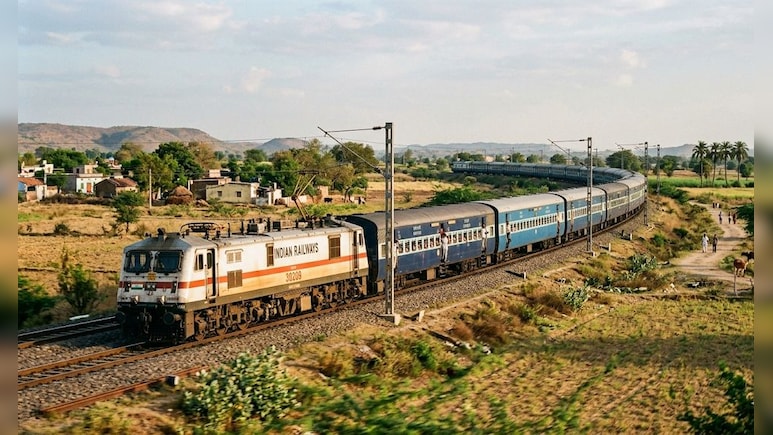 Indian Railways: 30 अप्रैल तक इस रूट पर 14 ट्रेनों को किया गया कैंसिल और कुछ का रहेगा रूट डायवर्ट, जान लें जरूरी अपडेट