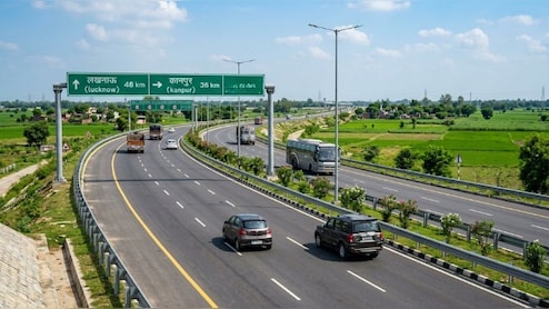 Lucknow-Kanpur Expressway: मिनटों में पूरा होगा लखनऊ से कानपुर तक का सफर, जानिए नए एक्सप्रेसवे पर कितना देना होगा टोल