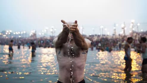 Vaishakh Amavasya 2026 Date: 17 अप्रैल को वैशाख अमावस्या, जानिए पूजा विधि, समय और अनुष्ठान