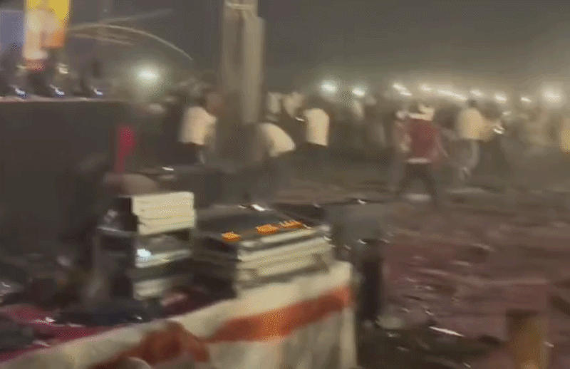 भोजपुरी स्&zwj;टार खेसारी लाल यादव के कार्यक्रम में बवाल-तोड़फोड़, पुल&zwj;िस ने क&zwj;िया लाठी चार्ज; 3 पुल&zwj;िसकर्मी घायल&nbsp;