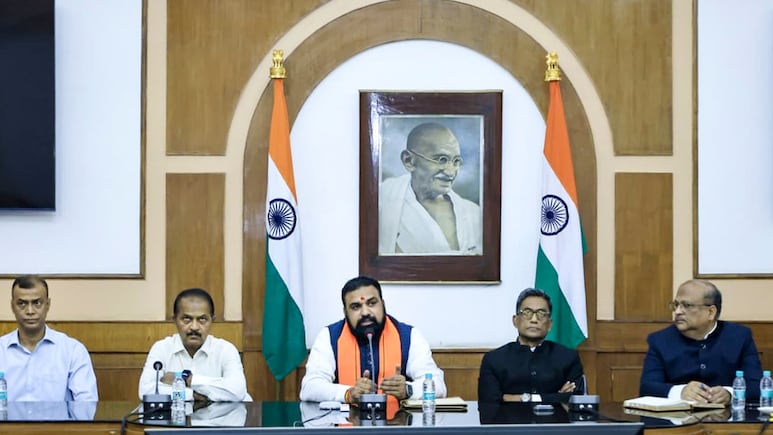 बिहार में सम्राट कैबिनेट विस्तार में देरी के आसार, मंत्री पद के दावेदारों को करना होगा इंतजार