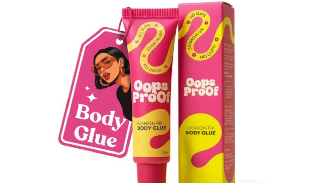 Best Skin-Safe Body Glue For Clothes You Can Buy Online Right Now