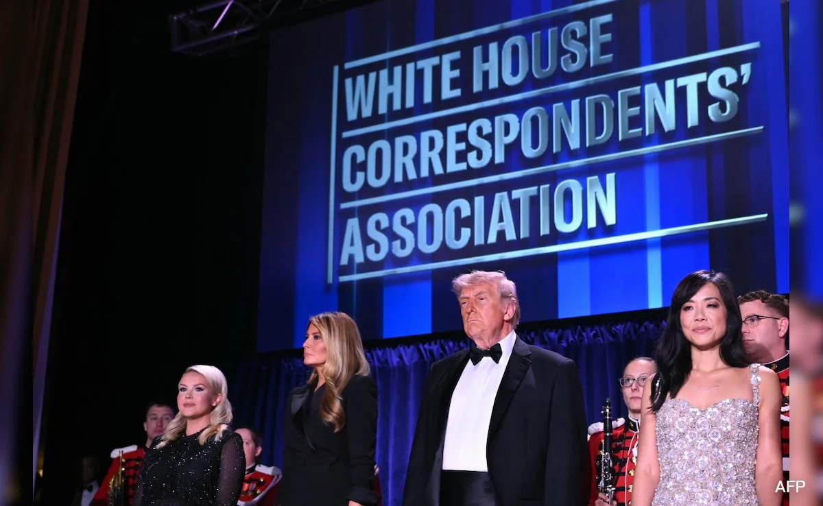 1 In 4 Americans Believe Trump Dinner Shooting Was Staged: Survey
