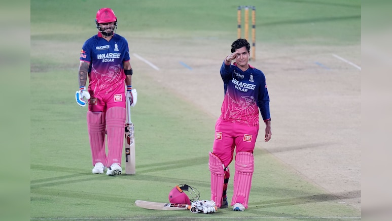 Updated IPL 2026 Points Table: टॉप पर है विजय रथ पर सवार पंजाब, SRH ने भी लगाई छलांग, जानें सभी टीमों की स्थिति