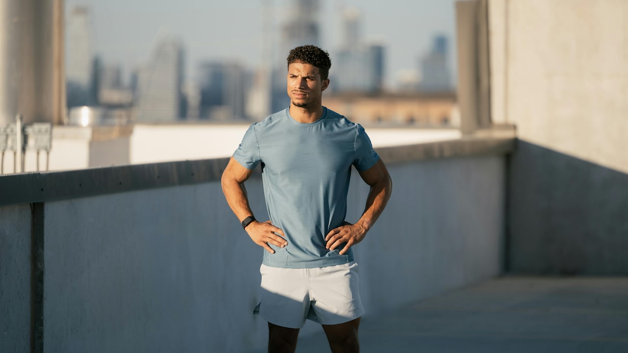Stylish activewear for men that feels comfortable for heavy training