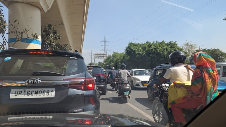 Noida's Manic Monday: Commuters Stuck For Hours In Kilometres-Long Jams