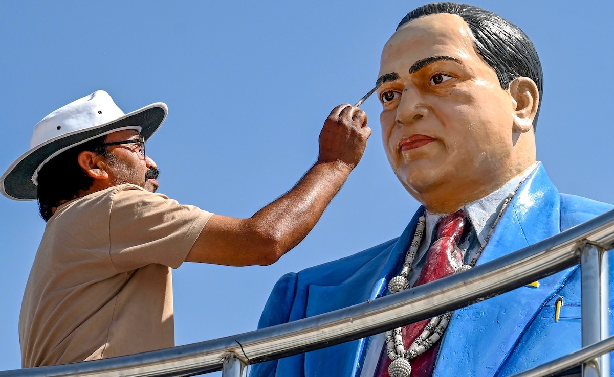 आत्मसम्मान के बिना जीवन जीने लायक नहीं... अंबेडकर जयंती पर पढ़ें बाबा साहब के 10 अनमोल विचार