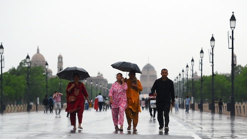 Rain Alert:  दिल्ली में अप्रैल में भी आंधी, बारिश और ओले गिरेंगे... मार्च में जमकर बरसे, जानें यूपी, पंजाब से MP तक 1 हफ्ते का मौसम
