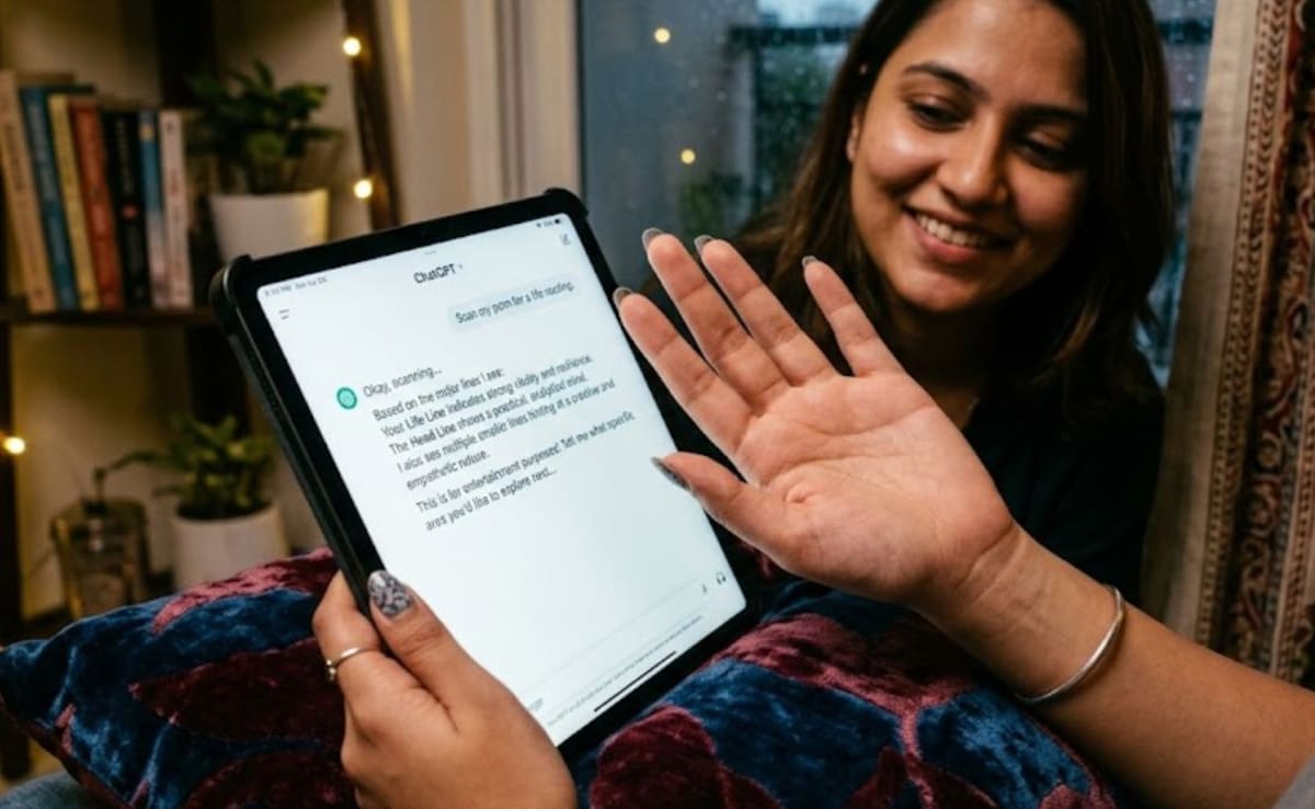ChatGPT बना 'पंडित जी': हथेली देखकर खोल रहा लोगों के राज, फीचर ने इंटरनेट पर मचाई हलचल!