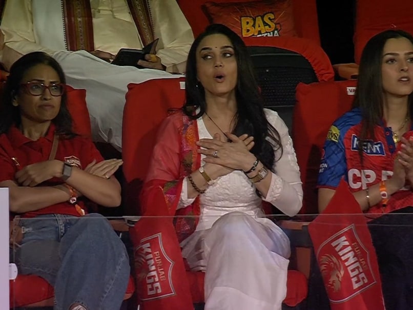 PBKS vs RR LIVE Score, IPL 2026: Prabhsimran Singh Slams 50 For PBKS; Preity Zinta's Reaction To Shreyas Iyer DRS Viral