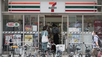 7-Eleven Owner Delays US Unit IPO As Revamp Needs Time