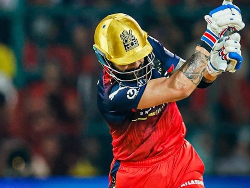 IPL Live: Kohli Out After Breaking Own Record, RCB Cross 100 vs CSK