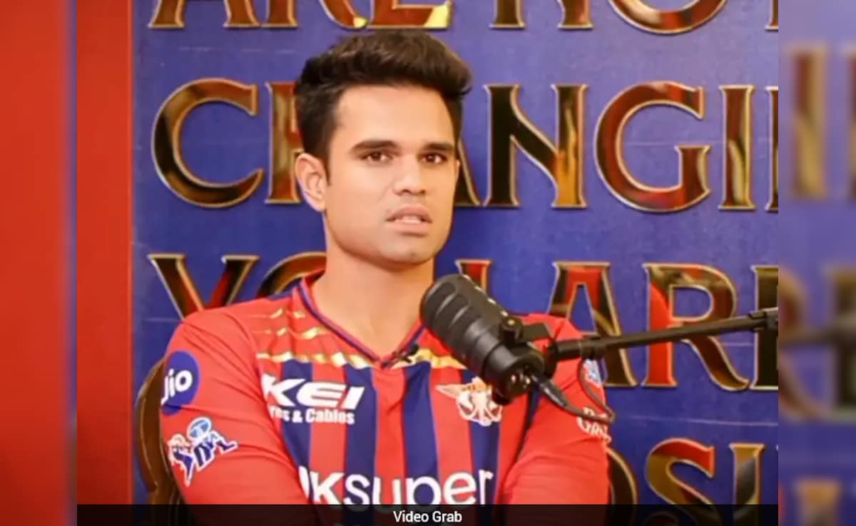 "<i>Tu Toh Boost Hi Piyega Na</i>": When Arjun Tendulkar Faced Sly Dig From Teammate