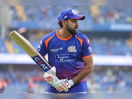 IPL 2026: क्या SRH के खिलाफ खेलेंगे रोहित शर्मा? जानिए हेड टू हेड रिकॉर्ड, वानखेड़े पिच और मौसम का हाल