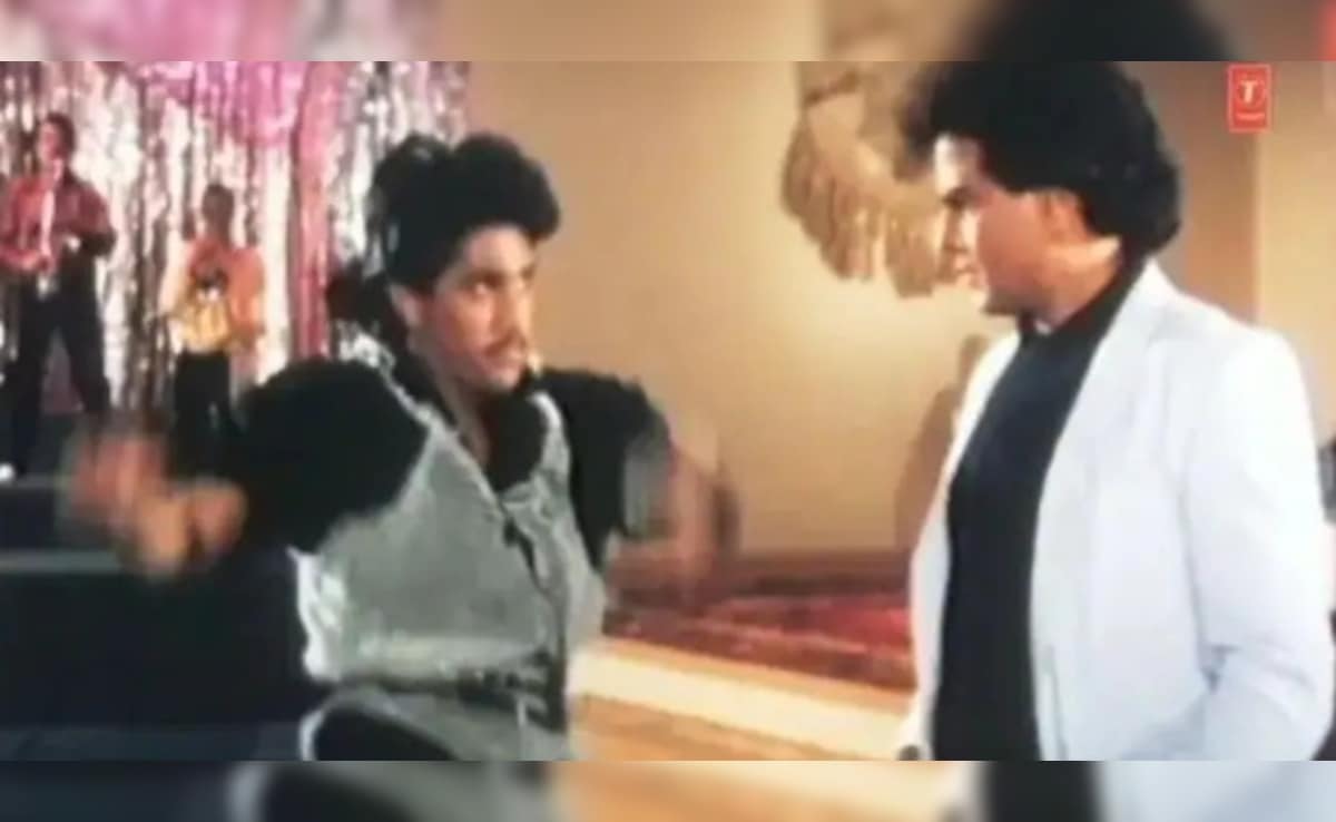 जितेंद्र के साथ बैकग्राउंड डांसर, आज उनसे भी बड़ा नाम, 30 दशक का करियर बनाया 341 करोड़ का साम्राज्य