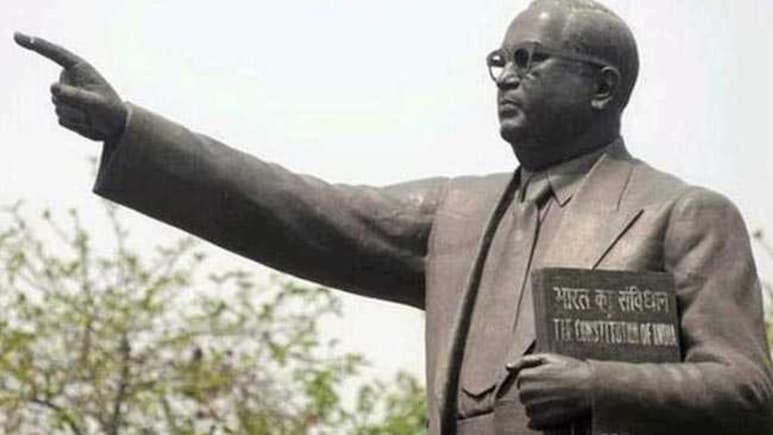 Dr. Babasaheb Ambedkar: समतेचा महामार्ग! डॉ. बाबासाहेब आंबेडकरांचे 10 प्रेरणादायी विचार तुमचं आयुष्य बदलतील