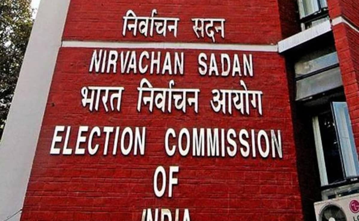इतने करोड़ की शराब, इतनी नकदी... EC ने तमिलनाडु‑पश्चिम बंगाल में 1,000 करोड़ रुपये से ज्यादा की जब्ती की
