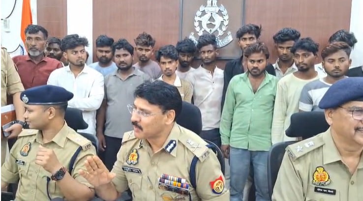 kanpur News: पुलिस गिरफ्त में आए आरोपी. kanpur News: पुलिस गिरफ्त में आए आरोपी.