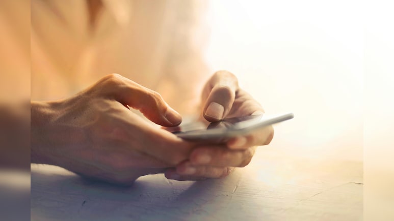 Honor Smartphone With Massive 11,000mAh Battery In The Works: Report