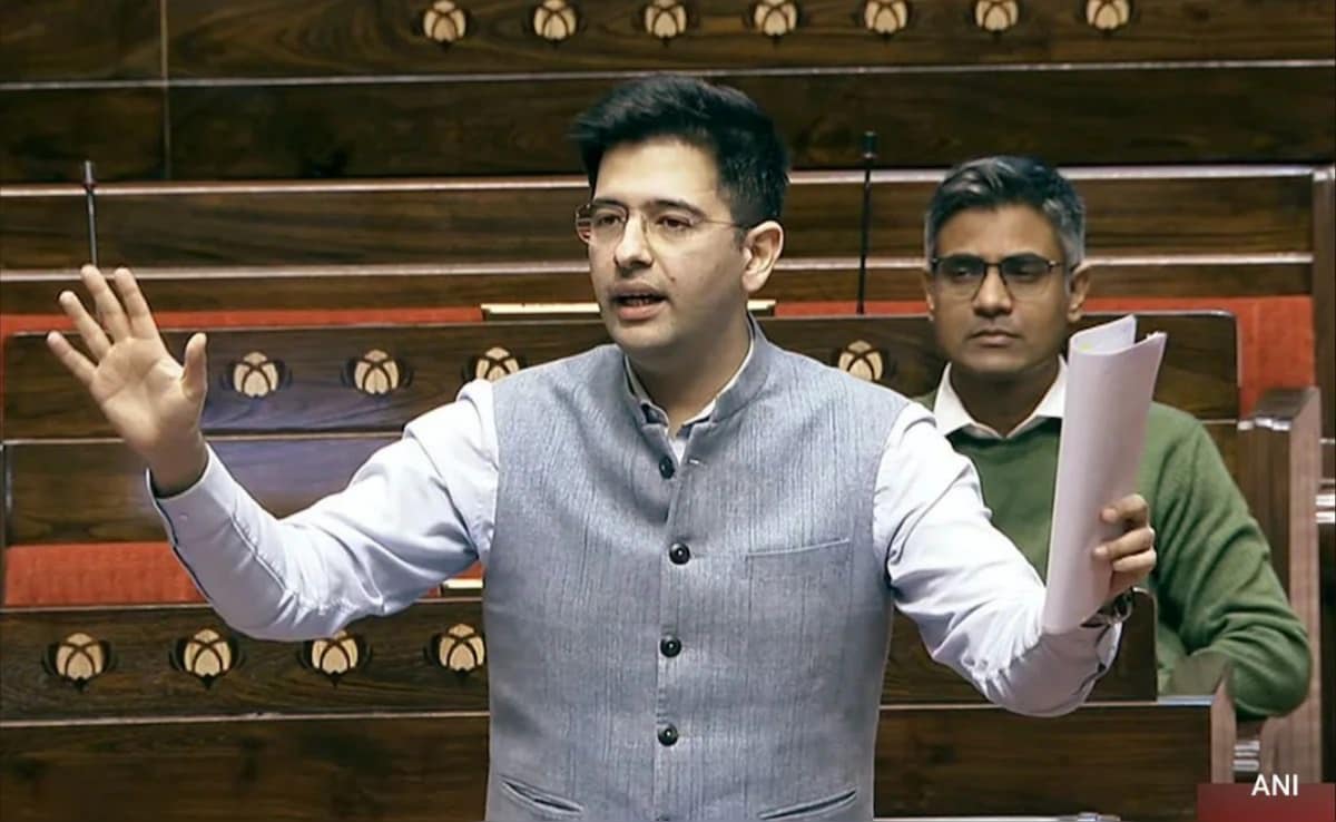 AAP ने राघव चड्ढा को डिप्टी लीडर पद से हटाया, राज्यसभा सांसद ने वीडियो में अपना कार्यकाल दिखाया
