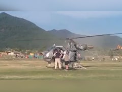 हिमाचल में धौलाधार की पहाड़ियों में फंसे 2 पैराग्लाइडर्स, वायुसेना के हेलीकॉप्टर ने रेस्क्यू कर सुरक्षित निकाला