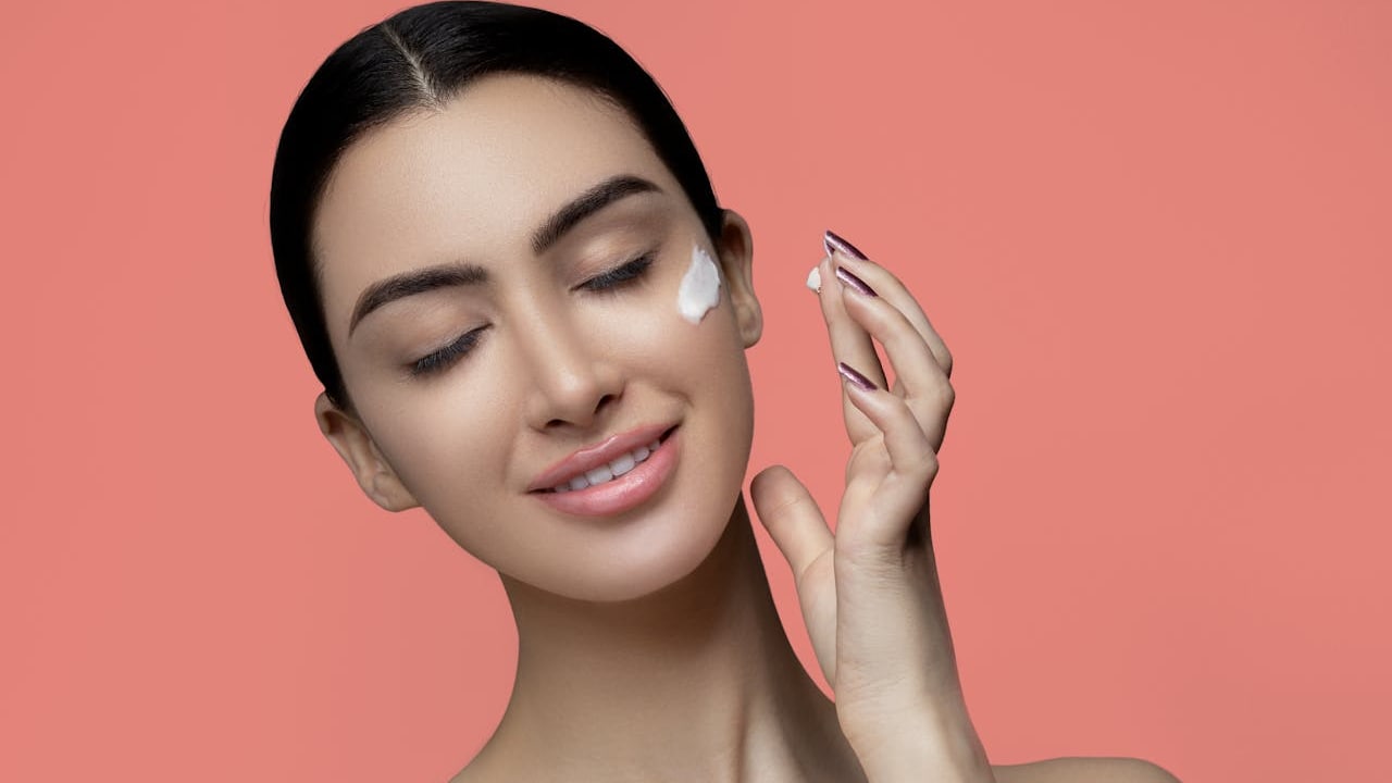 What Is A Retinol Night Cream And Why Is It Everywhere Right Now