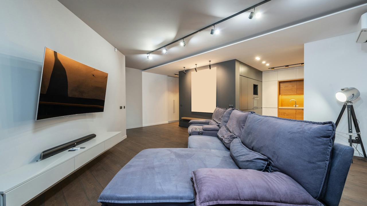 Best Soundbar Buying Guide: Focus On Speech Clarity Over Bass