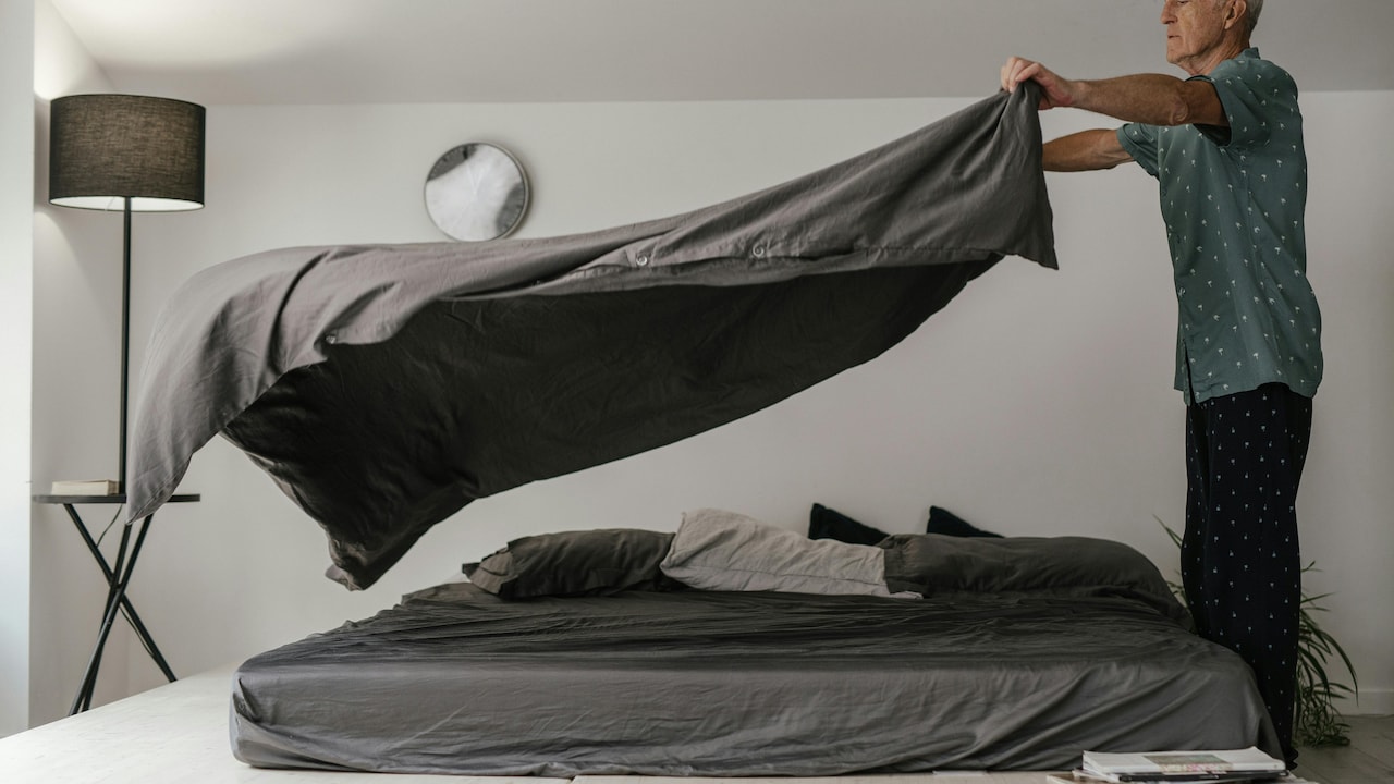 Best Bedsheets For Hot Weather: Top Breathable Cotton Picks Compared