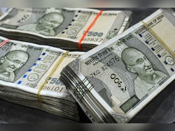 India's Forex Reserves Drop By $7.5 Billion To 681.38 Billion