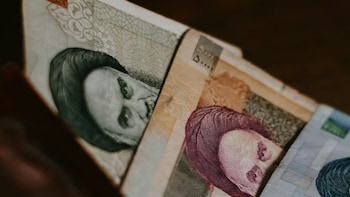 '3 Million, Here We Come': Bessent Sees Iranian Currency Plunging By Another 50% Against US Dollar