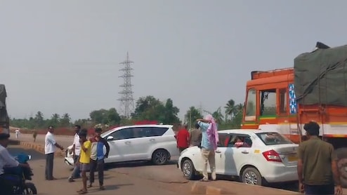 On Camera, Truck Causes Chain Collision In Karnataka, 4 Dead